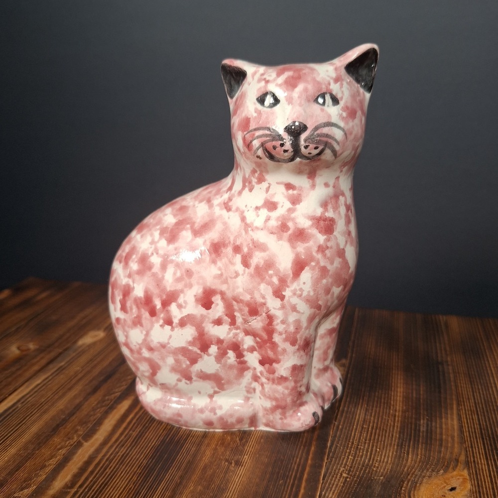 Red Speckled Spongeware Cat Ceramic Folk Art 6.5" Handpainted Vintage USA
